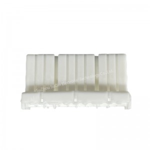 18 pin  white plug housing Waterproof auto connector 173853-1