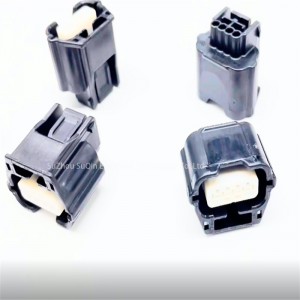 4 Way Black Female Housing Socket Auto Connector 7283-8853-30